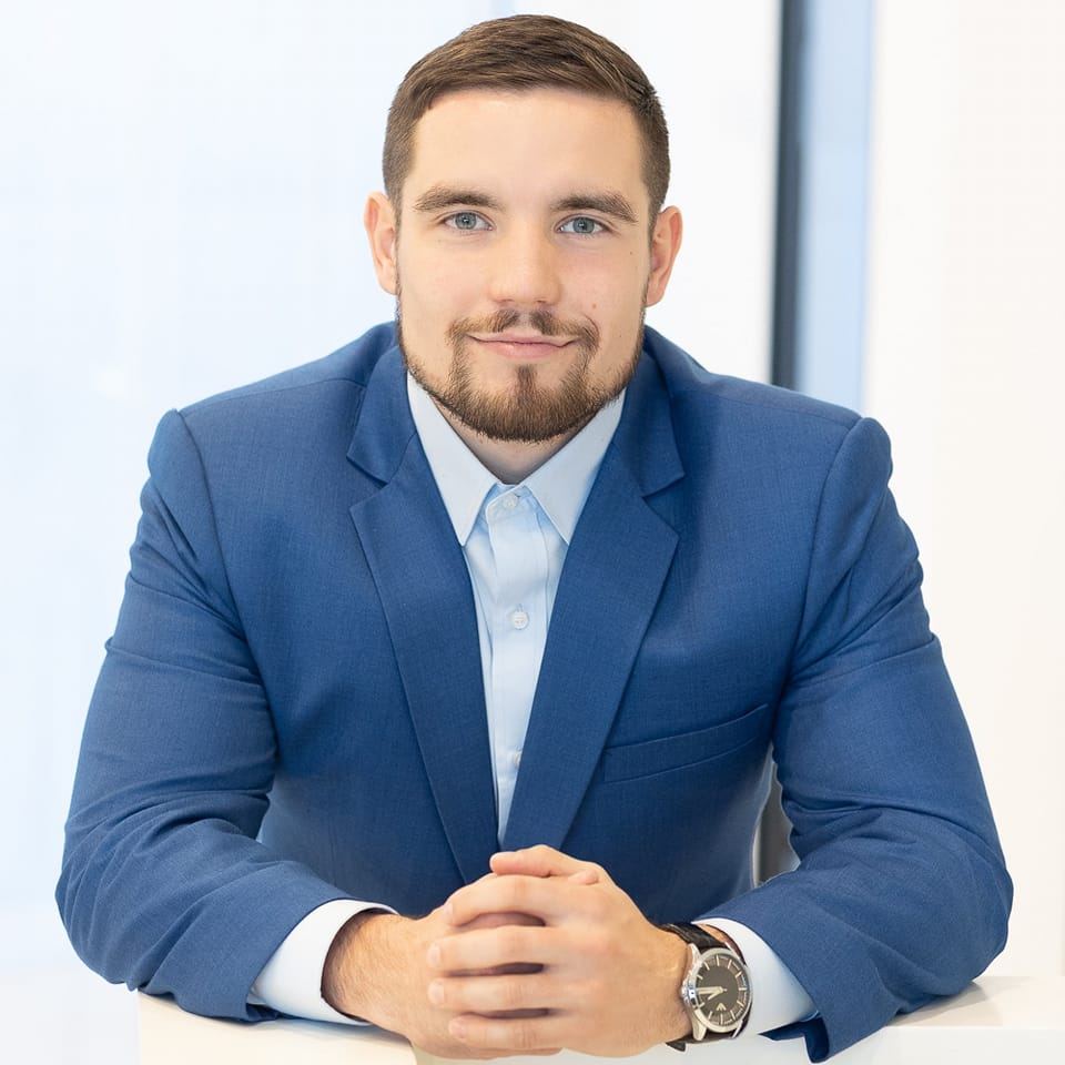 Real Estate Agent Danek Bergmann